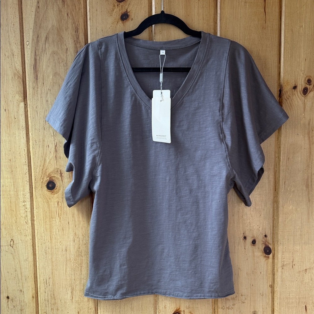 Classic V-Neck Short Sleeve Tee in Taupe